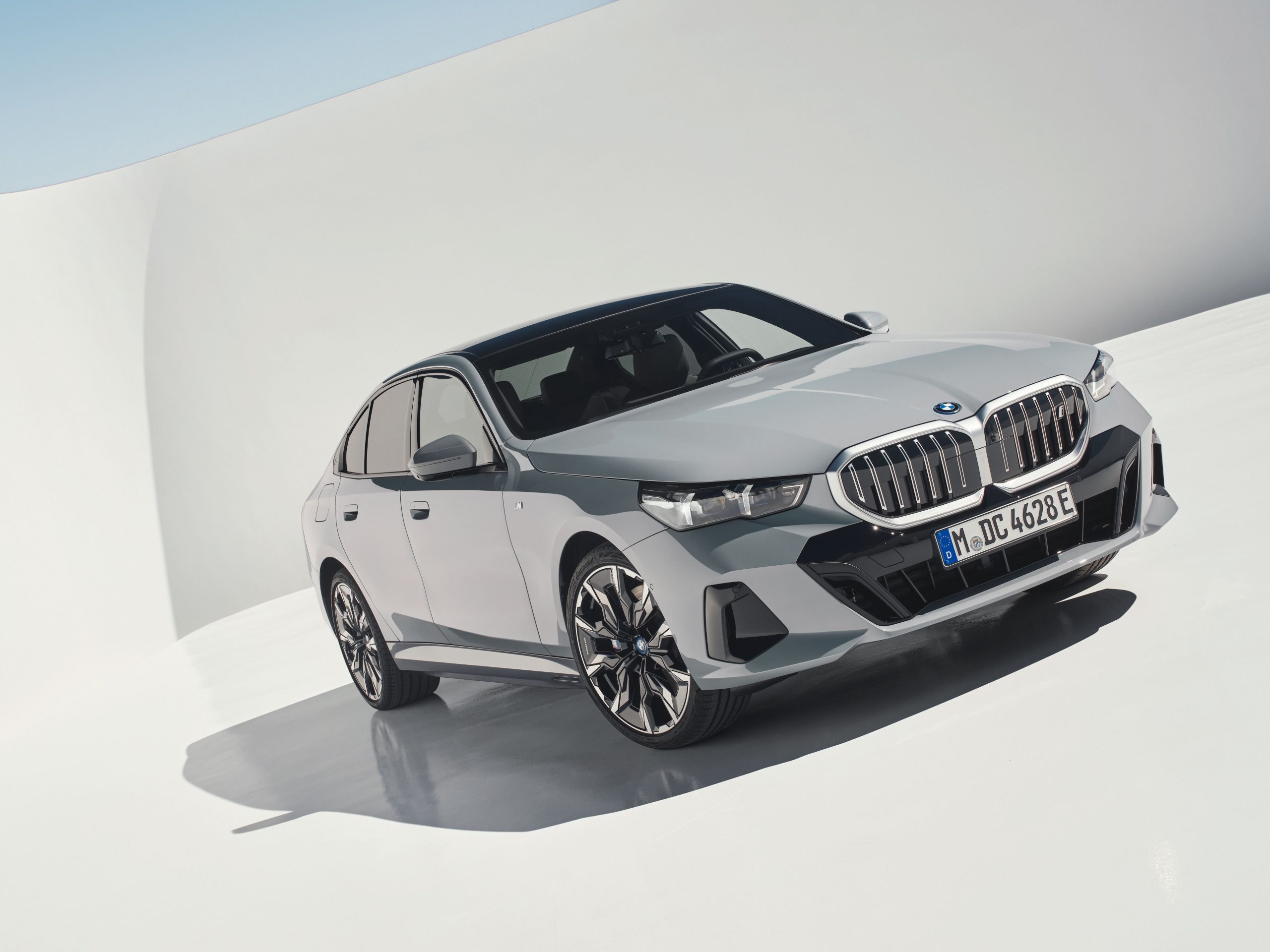 BMW i5